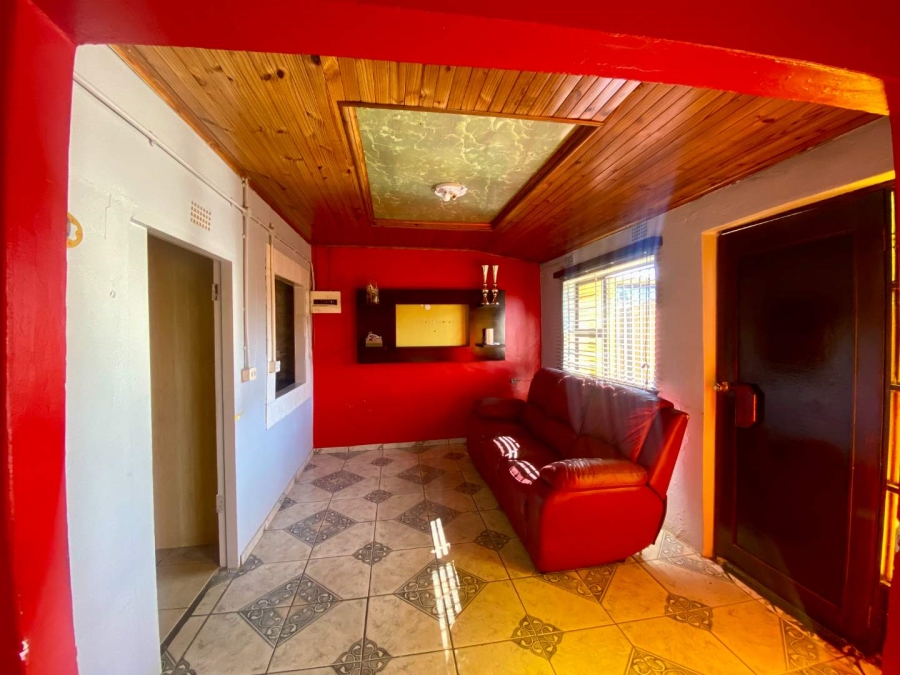 1 Bedroom Property for Sale in Emdeni Gauteng