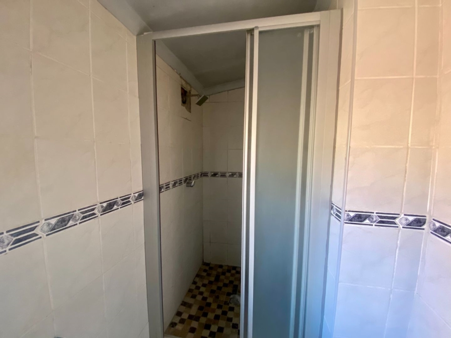 1 Bedroom Property for Sale in Emdeni Gauteng