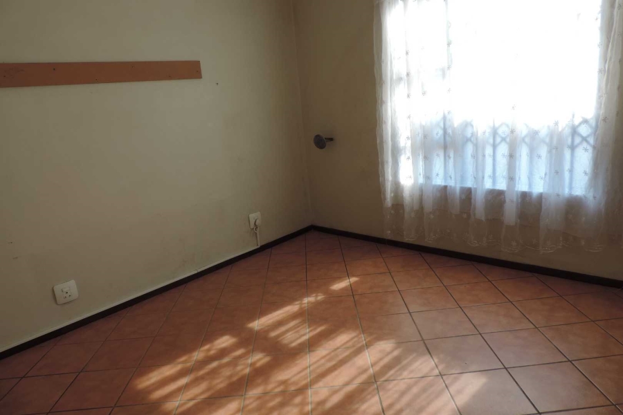 2 Bedroom Property for Sale in Alrode Gauteng
