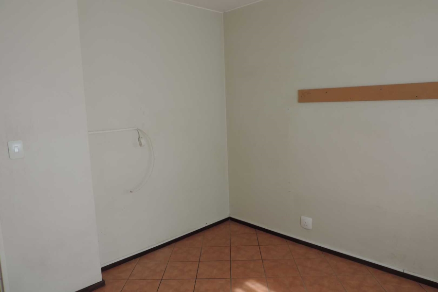 2 Bedroom Property for Sale in Alrode Gauteng