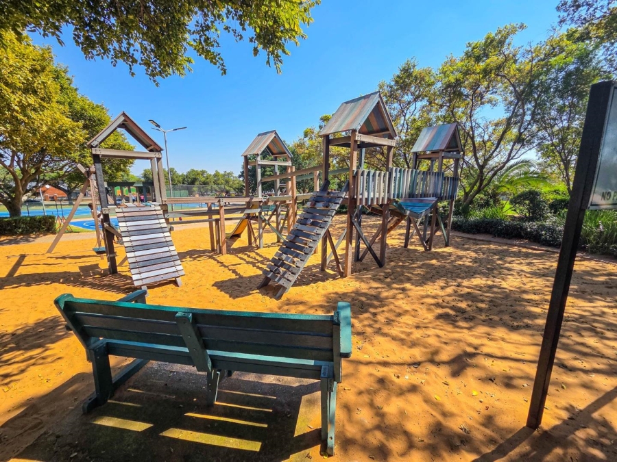 To Let 2 Bedroom Property for Rent in Mooikloof Ridge Gauteng