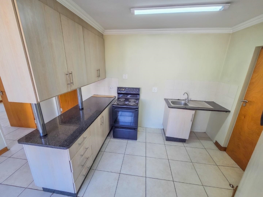 To Let 2 Bedroom Property for Rent in Hillcrest Gauteng