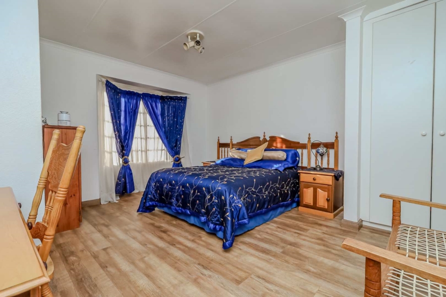 3 Bedroom Property for Sale in Weltevreden Park Gauteng
