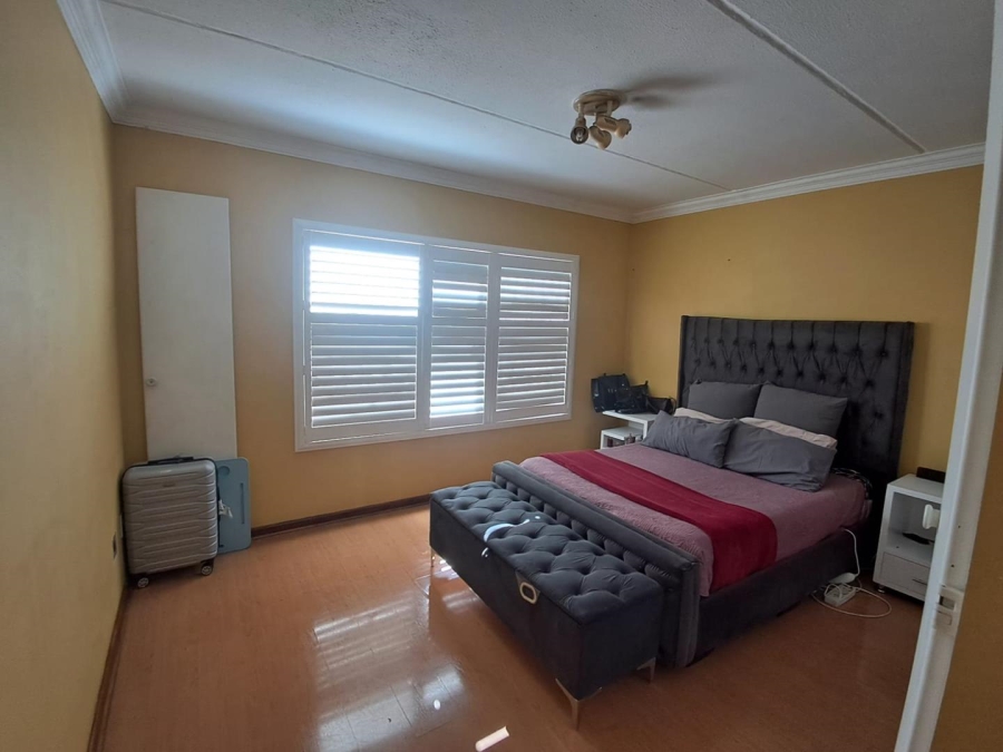 To Let 2 Bedroom Property for Rent in Vorna Valley Gauteng