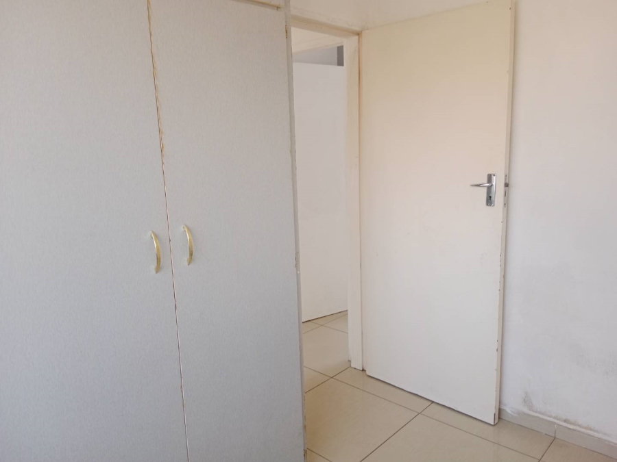To Let 2 Bedroom Property for Rent in Lyndhurst Gauteng