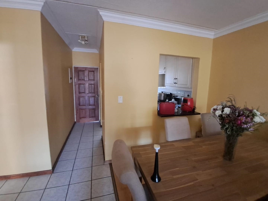 2 Bedroom Property for Sale in Vorna Valley Gauteng