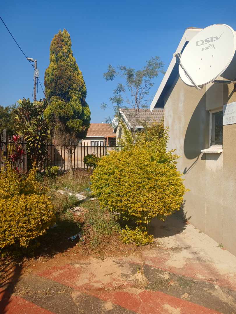 3 Bedroom Property for Sale in Rosslyn Gauteng