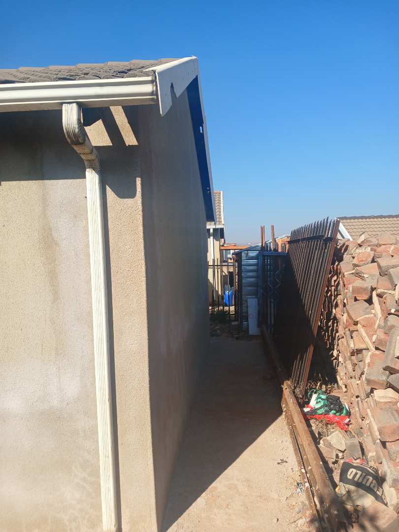 3 Bedroom Property for Sale in Rosslyn Gauteng