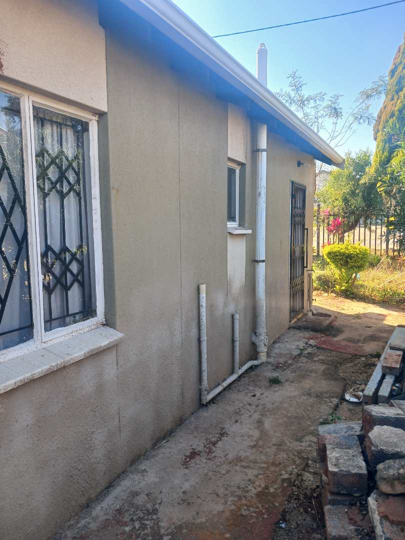 3 Bedroom Property for Sale in Rosslyn Gauteng