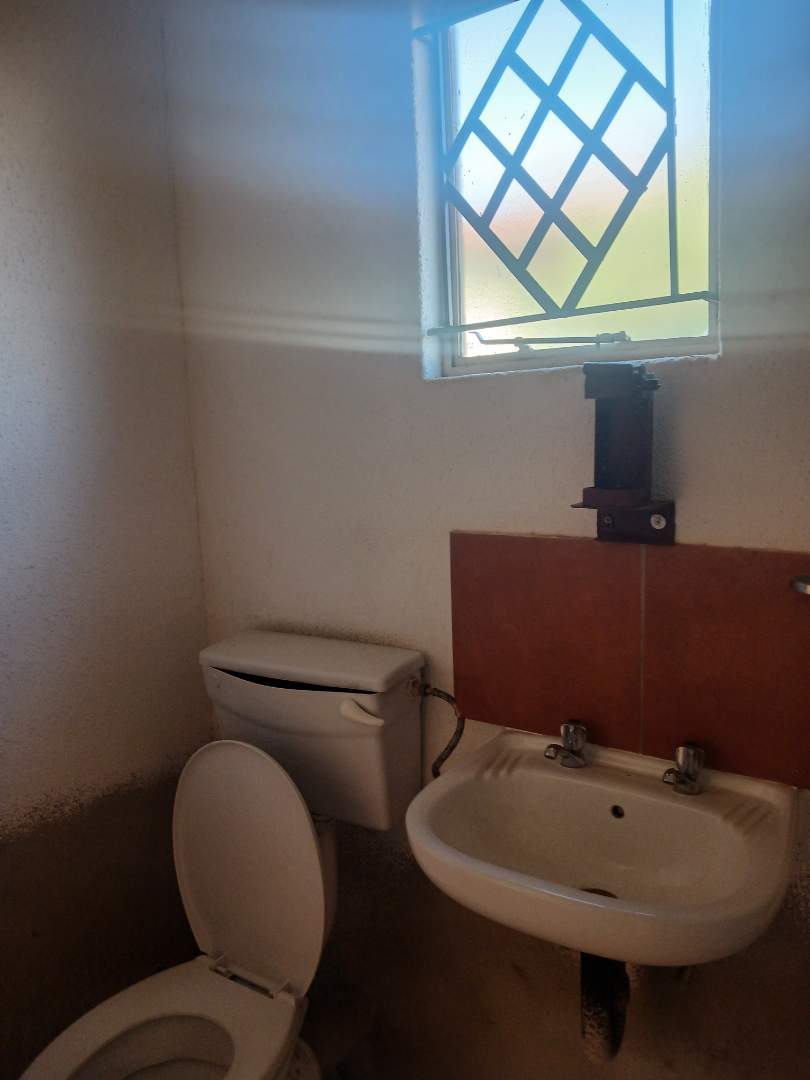 3 Bedroom Property for Sale in Rosslyn Gauteng