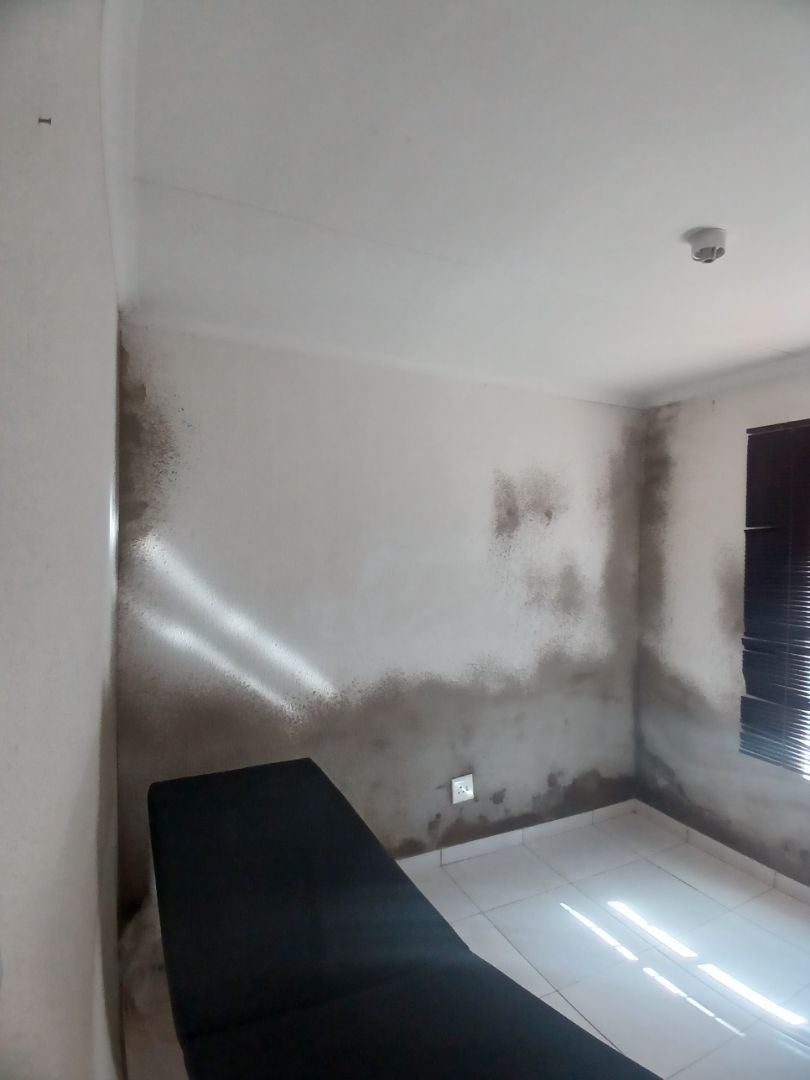 3 Bedroom Property for Sale in Rosslyn Gauteng