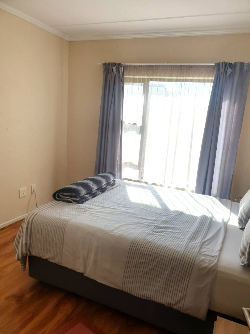 2 Bedroom Property for Sale in Beverley Gauteng