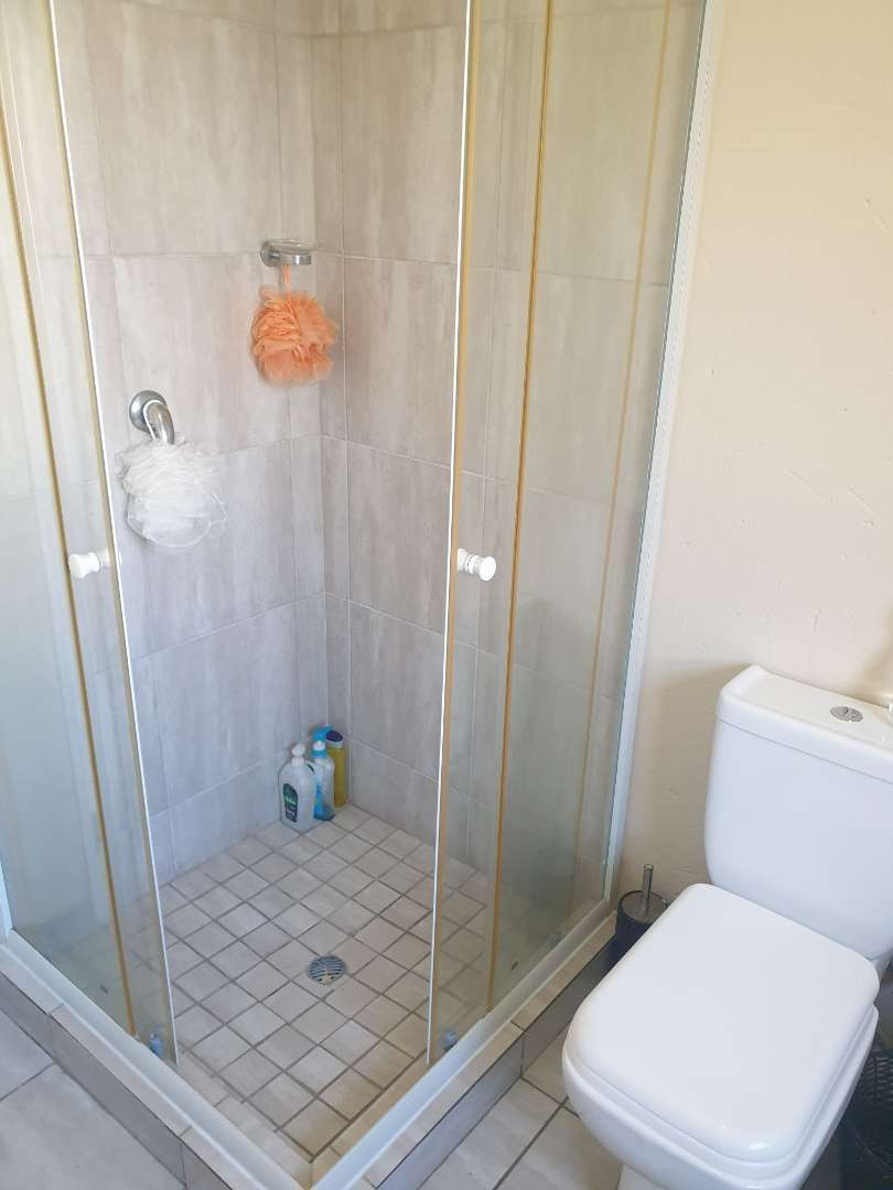 2 Bedroom Property for Sale in Beverley Gauteng