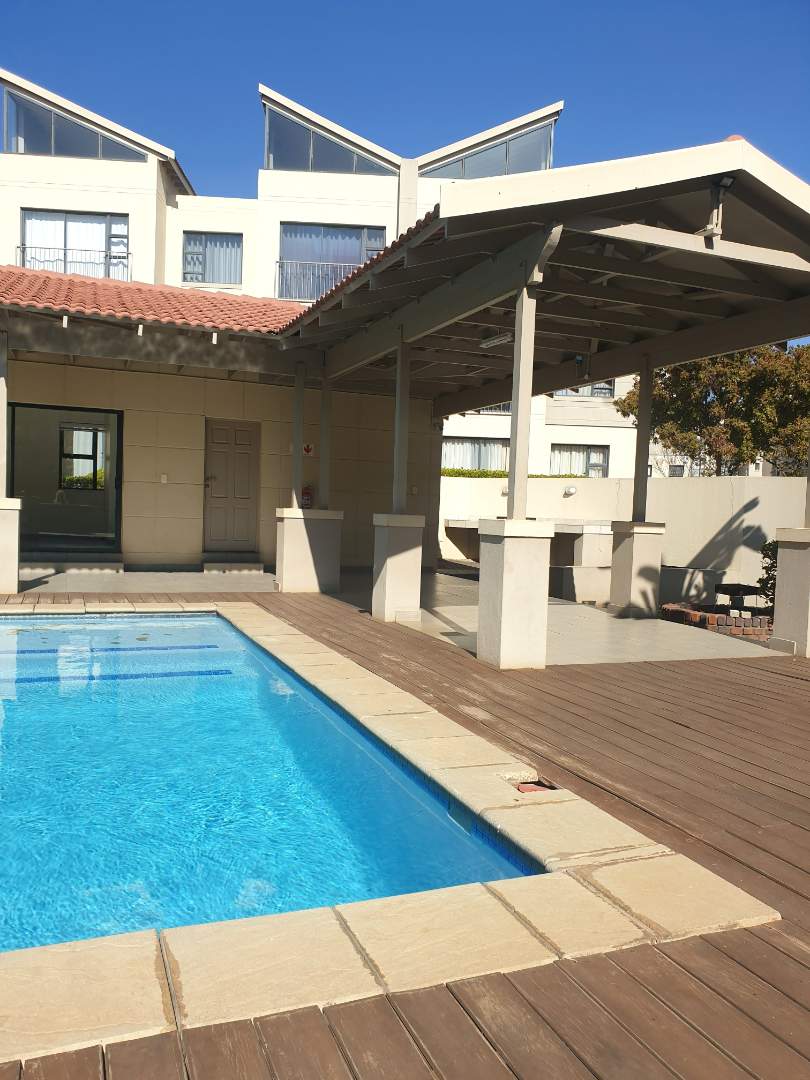 2 Bedroom Property for Sale in Beverley Gauteng