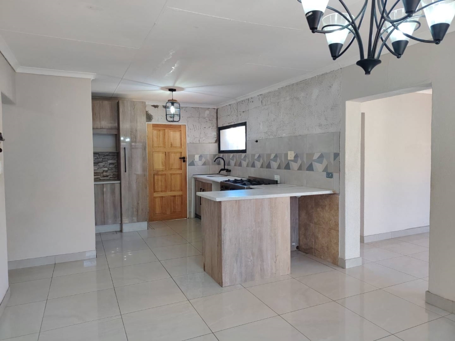 2 Bedroom Property for Sale in Van Riebeeck Park Gauteng
