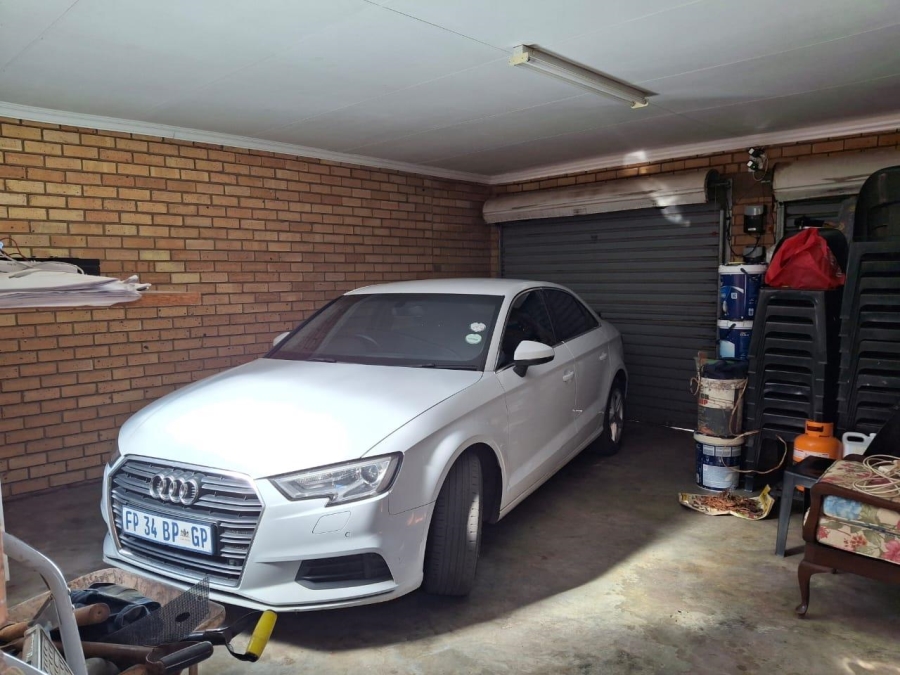 To Let 2 Bedroom Property for Rent in Equestria Gauteng