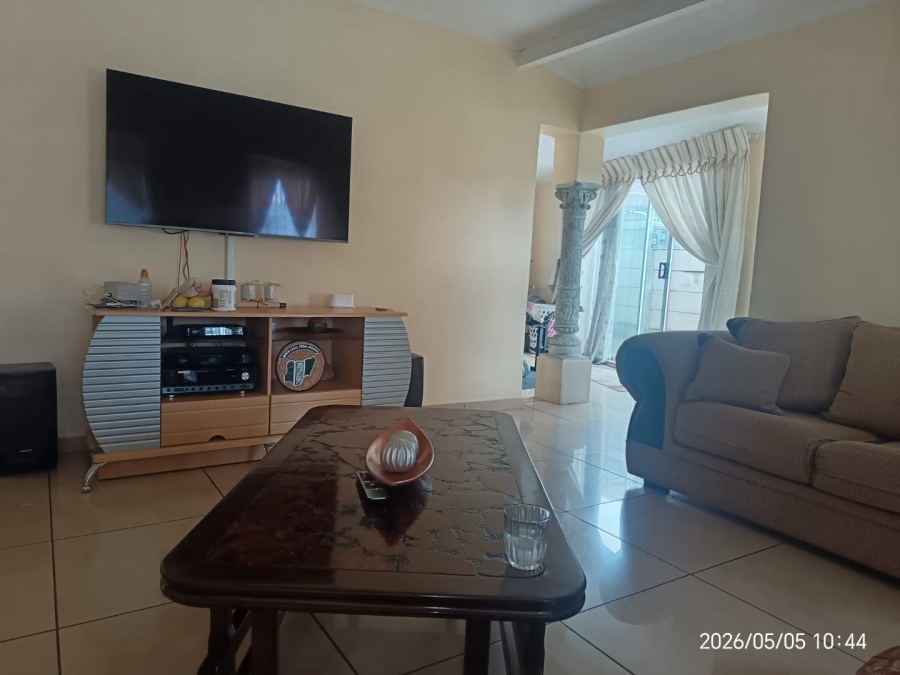 3 Bedroom Property for Sale in Sophiatown Gauteng