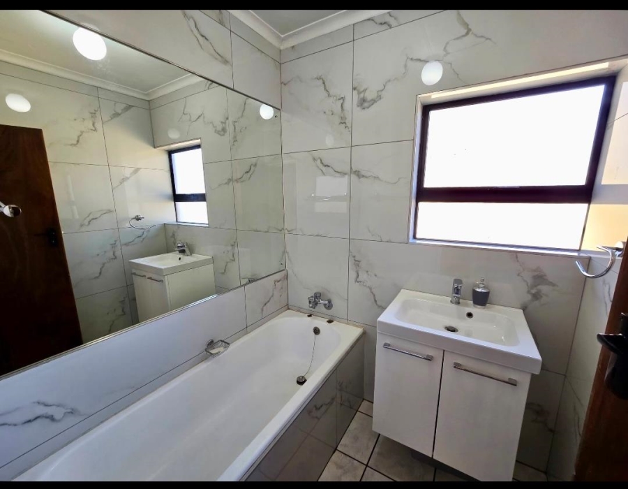 3 Bedroom Property for Sale in Sophiatown Gauteng