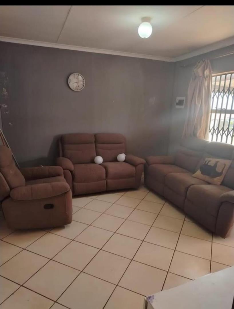 To Let 3 Bedroom Property for Rent in Rosslyn Gauteng
