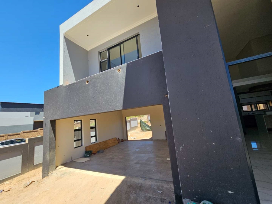 5 Bedroom Property for Sale in Montana Gauteng