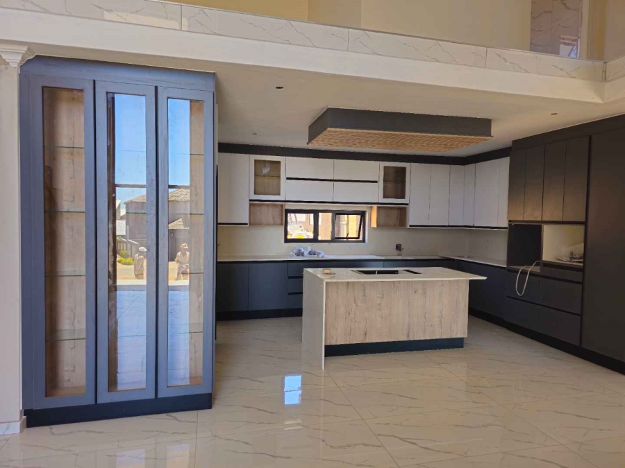 5 Bedroom Property for Sale in Montana Gauteng