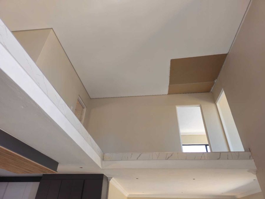 5 Bedroom Property for Sale in Montana Gauteng