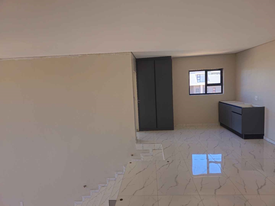 5 Bedroom Property for Sale in Montana Gauteng
