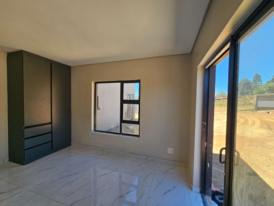 5 Bedroom Property for Sale in Montana Gauteng