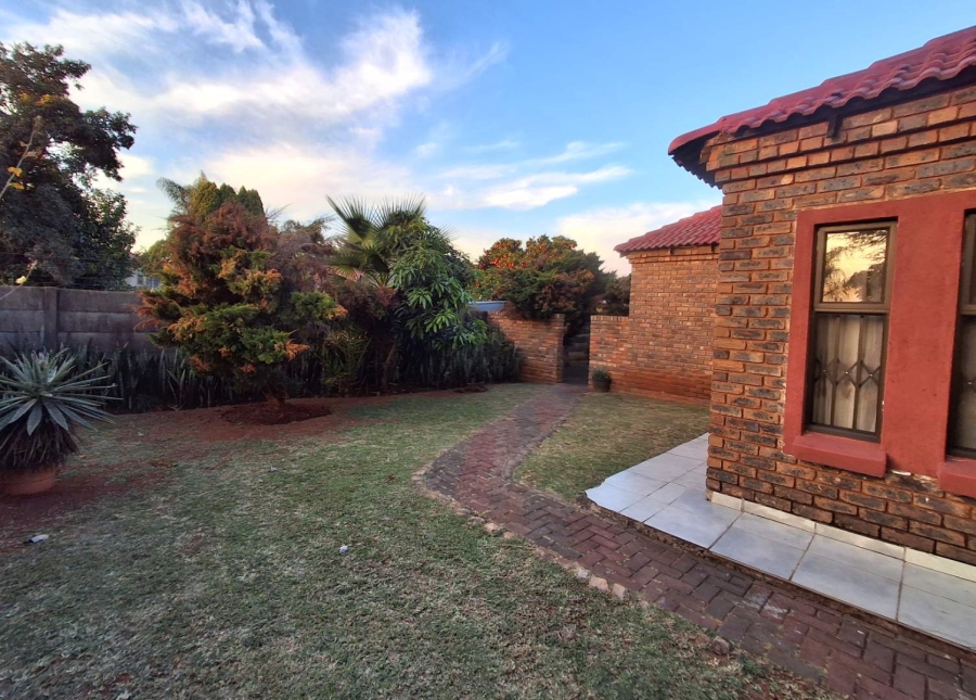 4 Bedroom Property for Sale in The Orchards Gauteng