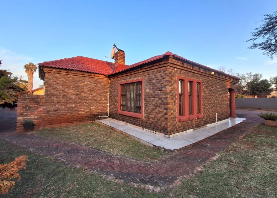 4 Bedroom Property for Sale in The Orchards Gauteng