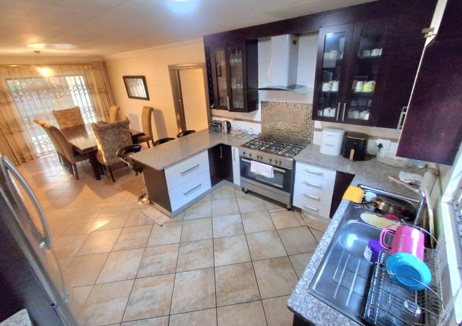 4 Bedroom Property for Sale in The Orchards Gauteng