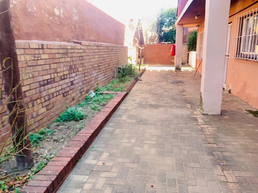 2 Bedroom Property for Sale in Towerby Gauteng