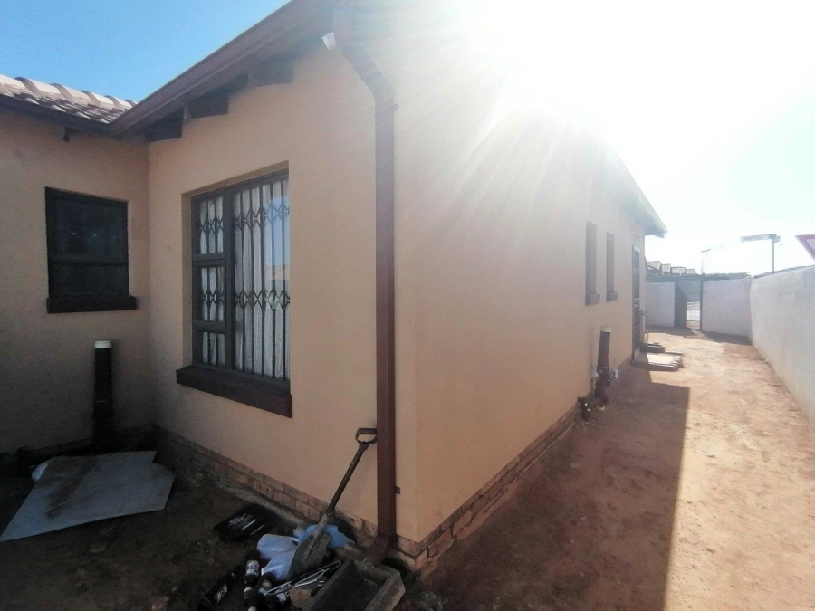 3 Bedroom Property for Sale in Soshanguve VV Gauteng