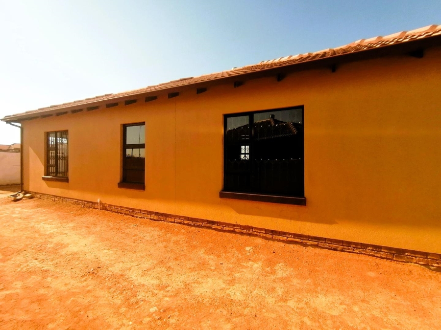 3 Bedroom Property for Sale in Soshanguve VV Gauteng