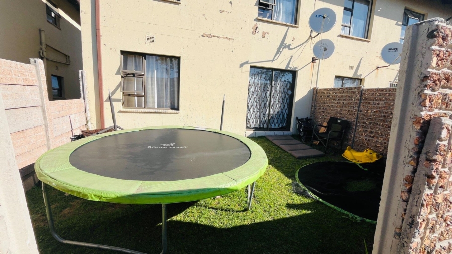 2 Bedroom Property for Sale in Parkrand Gauteng