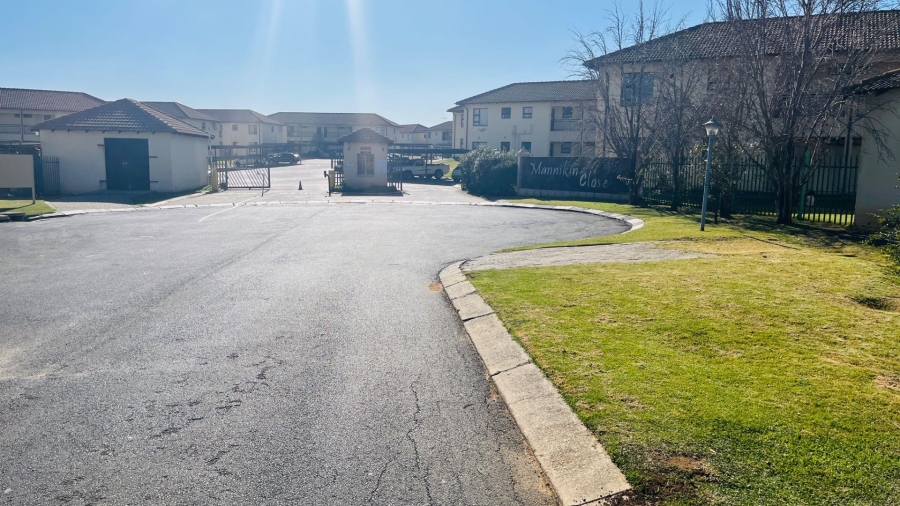 2 Bedroom Property for Sale in Parkrand Gauteng