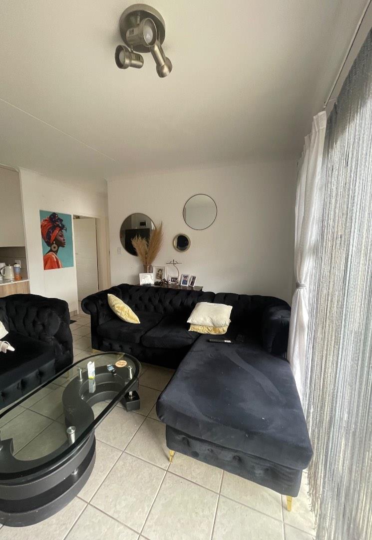 4 Bedroom Property for Sale in Esther Park Gauteng