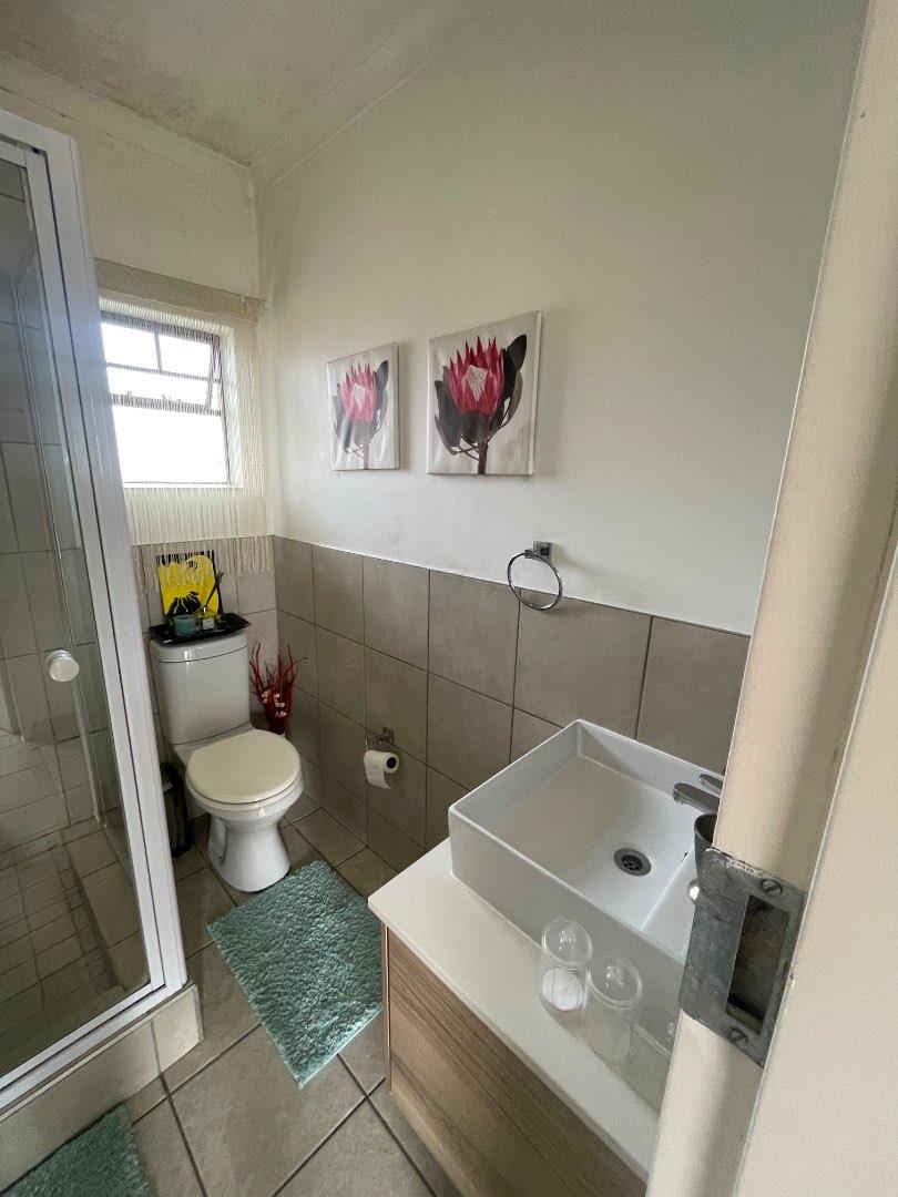 4 Bedroom Property for Sale in Esther Park Gauteng