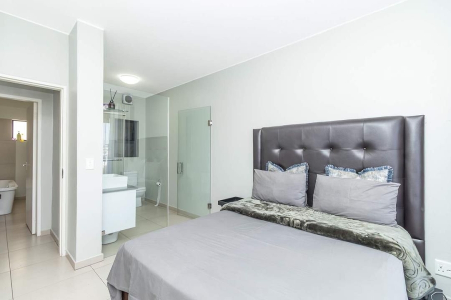 To Let 2 Bedroom Property for Rent in North Riding Gauteng