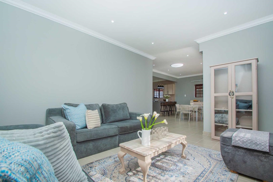3 Bedroom Property for Sale in Discovery Gauteng