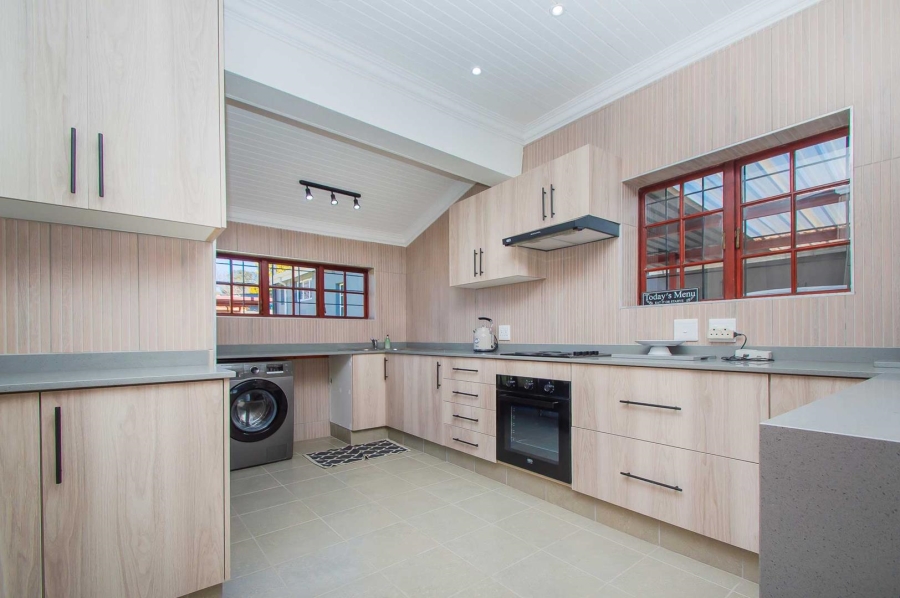 3 Bedroom Property for Sale in Discovery Gauteng