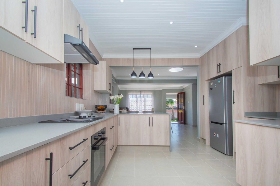 3 Bedroom Property for Sale in Discovery Gauteng