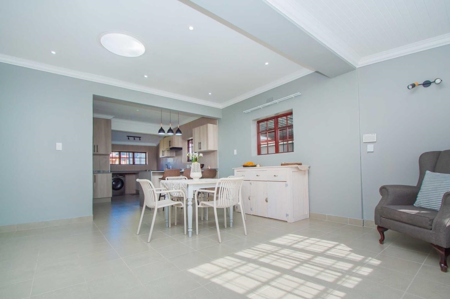 3 Bedroom Property for Sale in Discovery Gauteng
