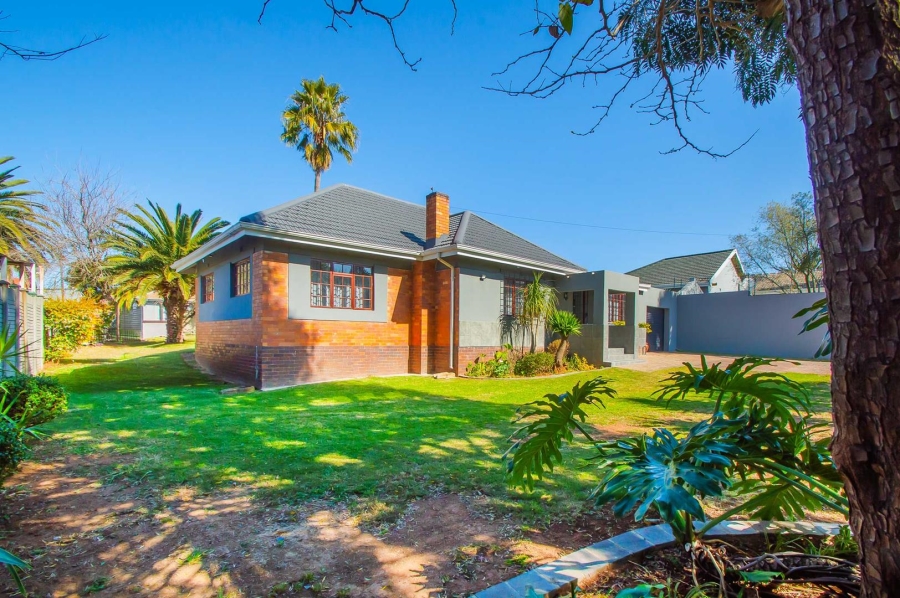 3 Bedroom Property for Sale in Discovery Gauteng