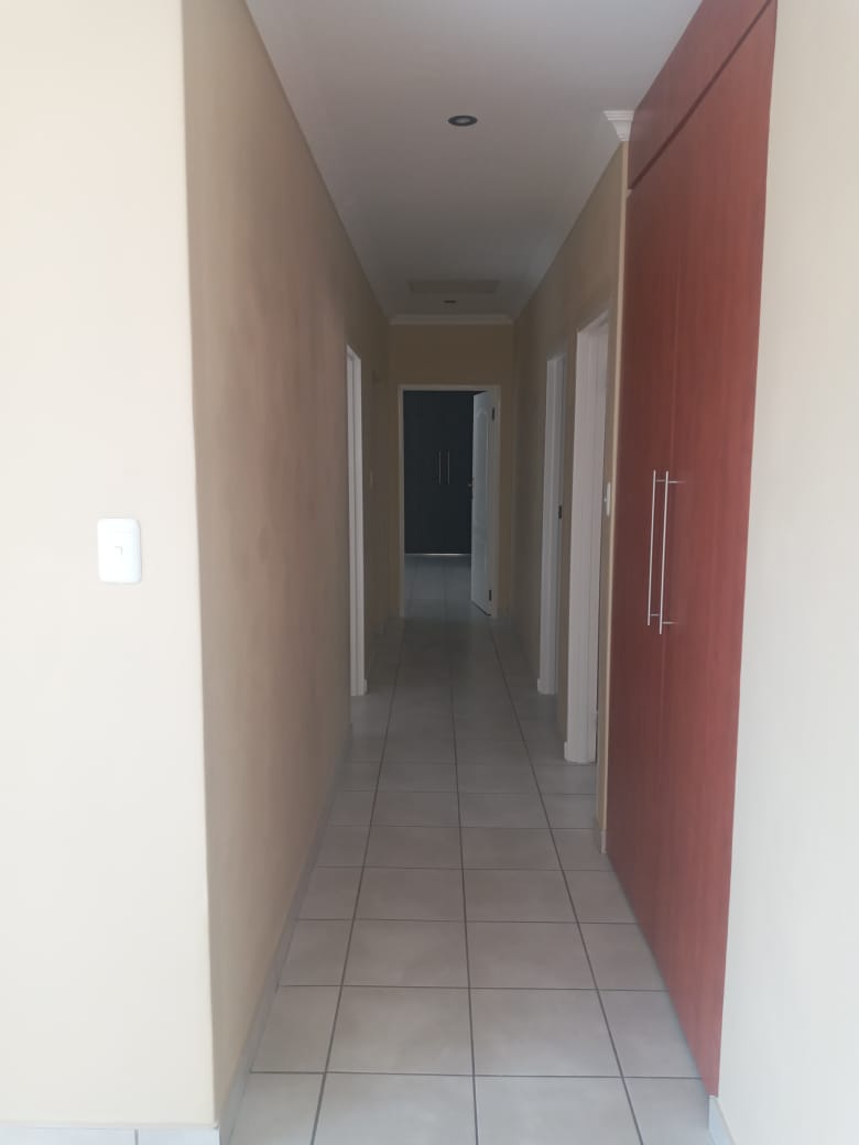 2 Bedroom Property for Sale in Rothdene Gauteng