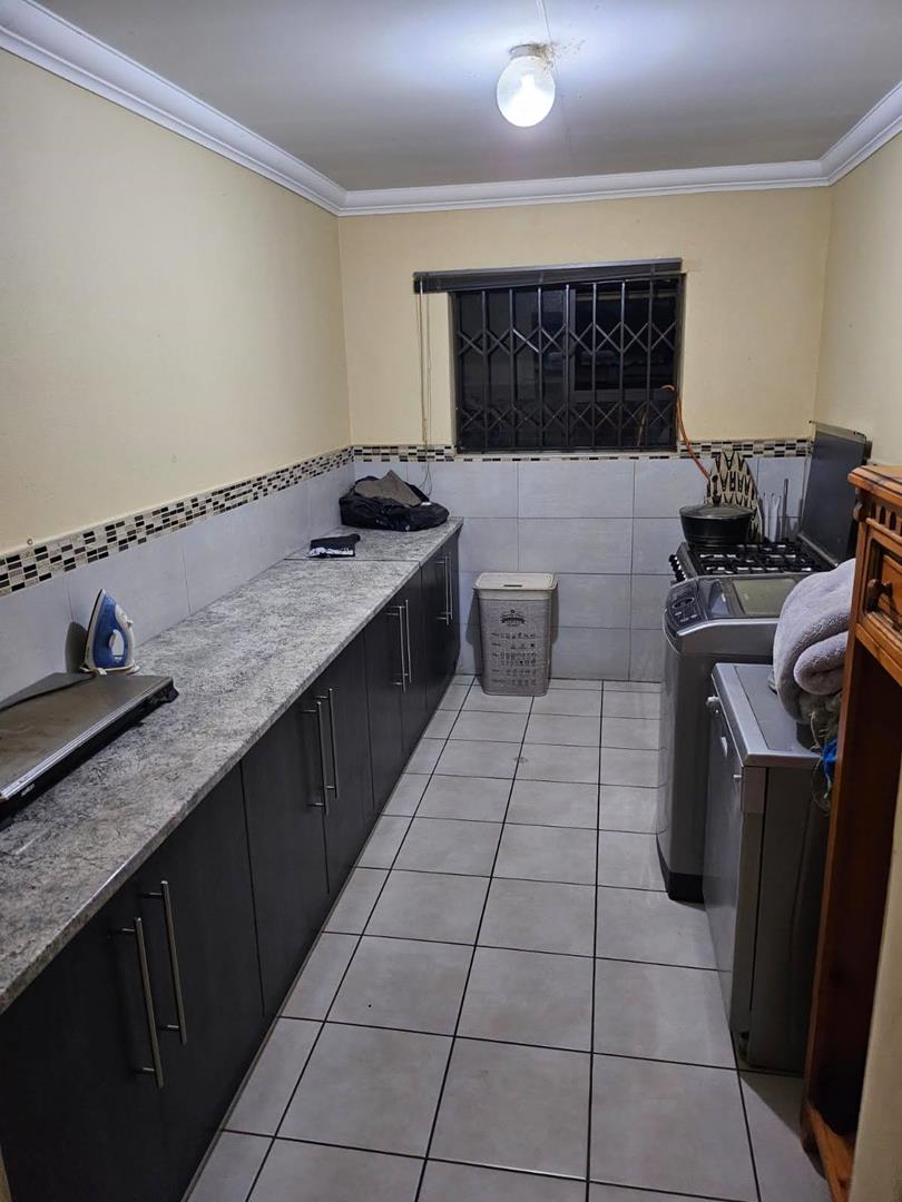 3 Bedroom Property for Sale in Rothdene Gauteng