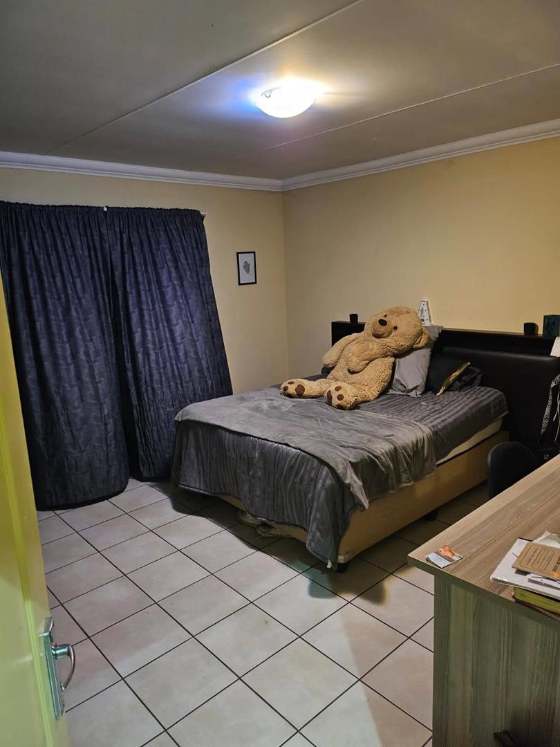 3 Bedroom Property for Sale in Rothdene Gauteng