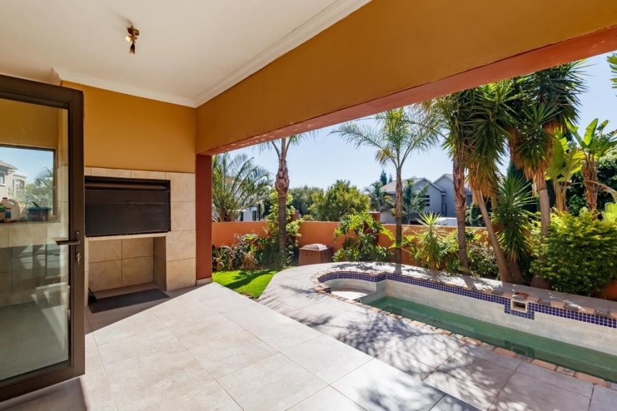 5 Bedroom Property for Sale in Valley View Estate Gauteng