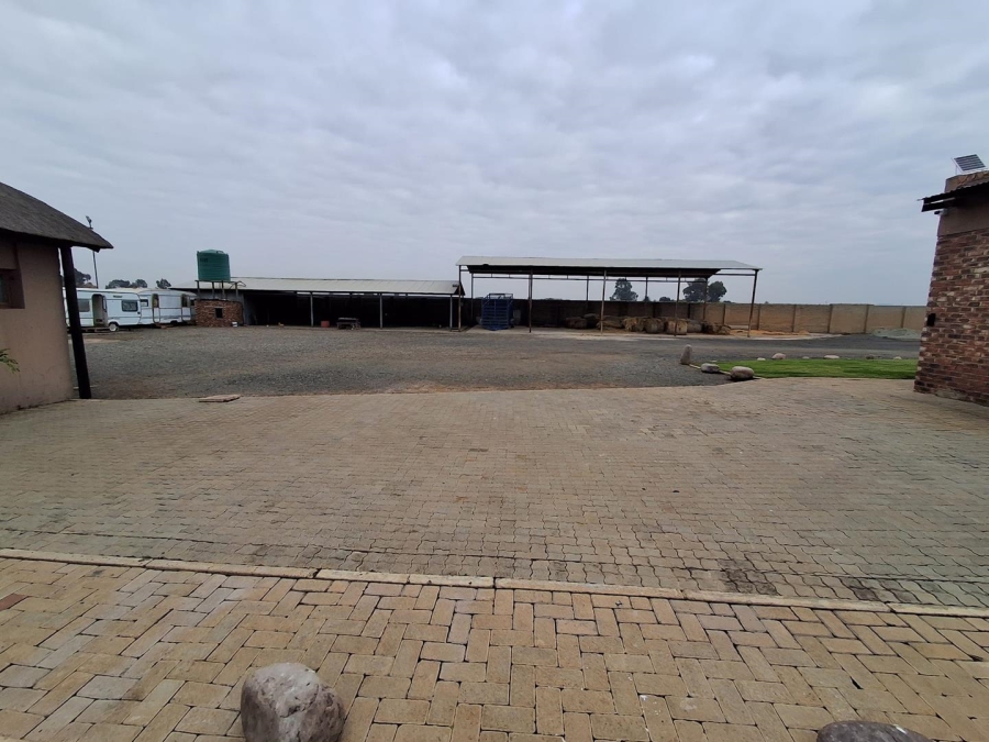 4 Bedroom Property for Sale in Boltonwold Gauteng