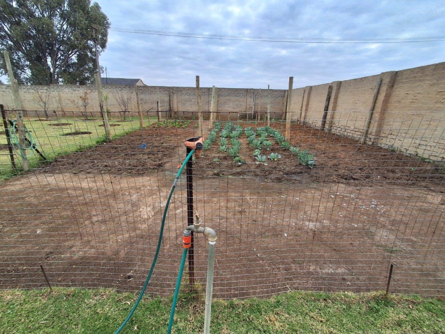 4 Bedroom Property for Sale in Boltonwold Gauteng